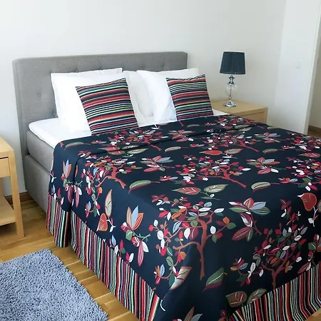 - City Center Apartment